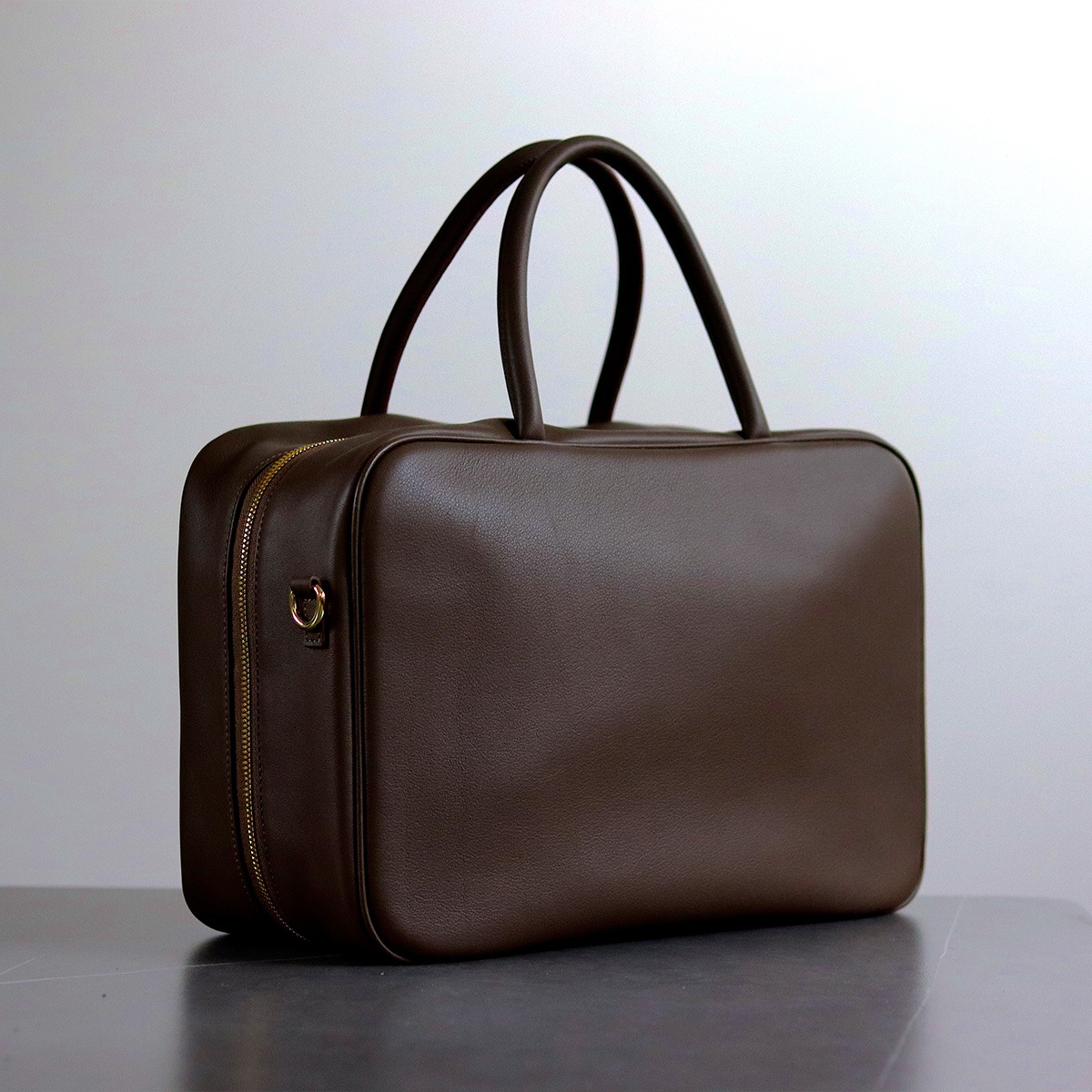 在庫処分 ハンドバッグ 手提げバッグ レディース カバン 大容量 軽量 おしゃれ シンプル 鞄 上品質 通勤