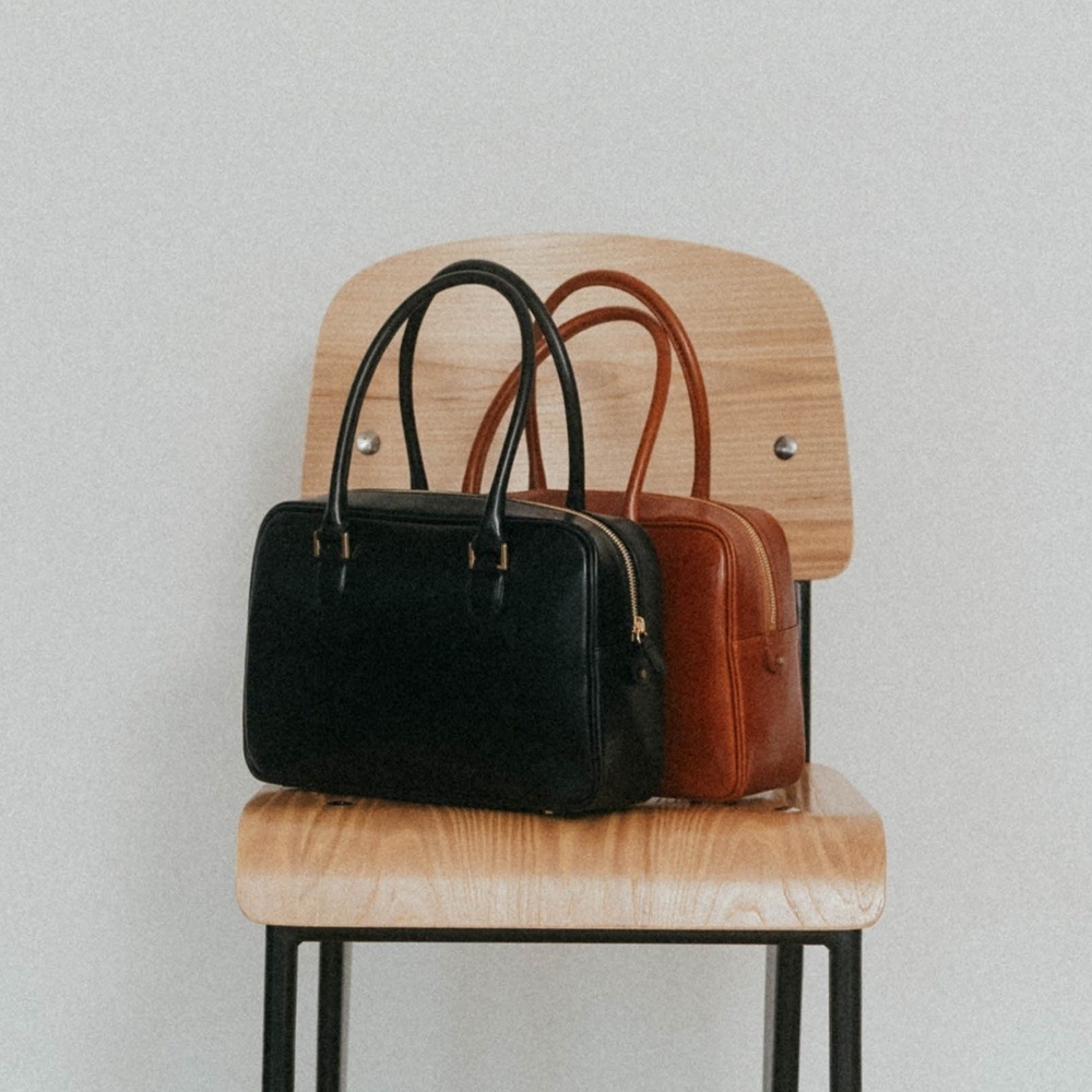 カイエンアベニューレザーバッグ (ブラック)