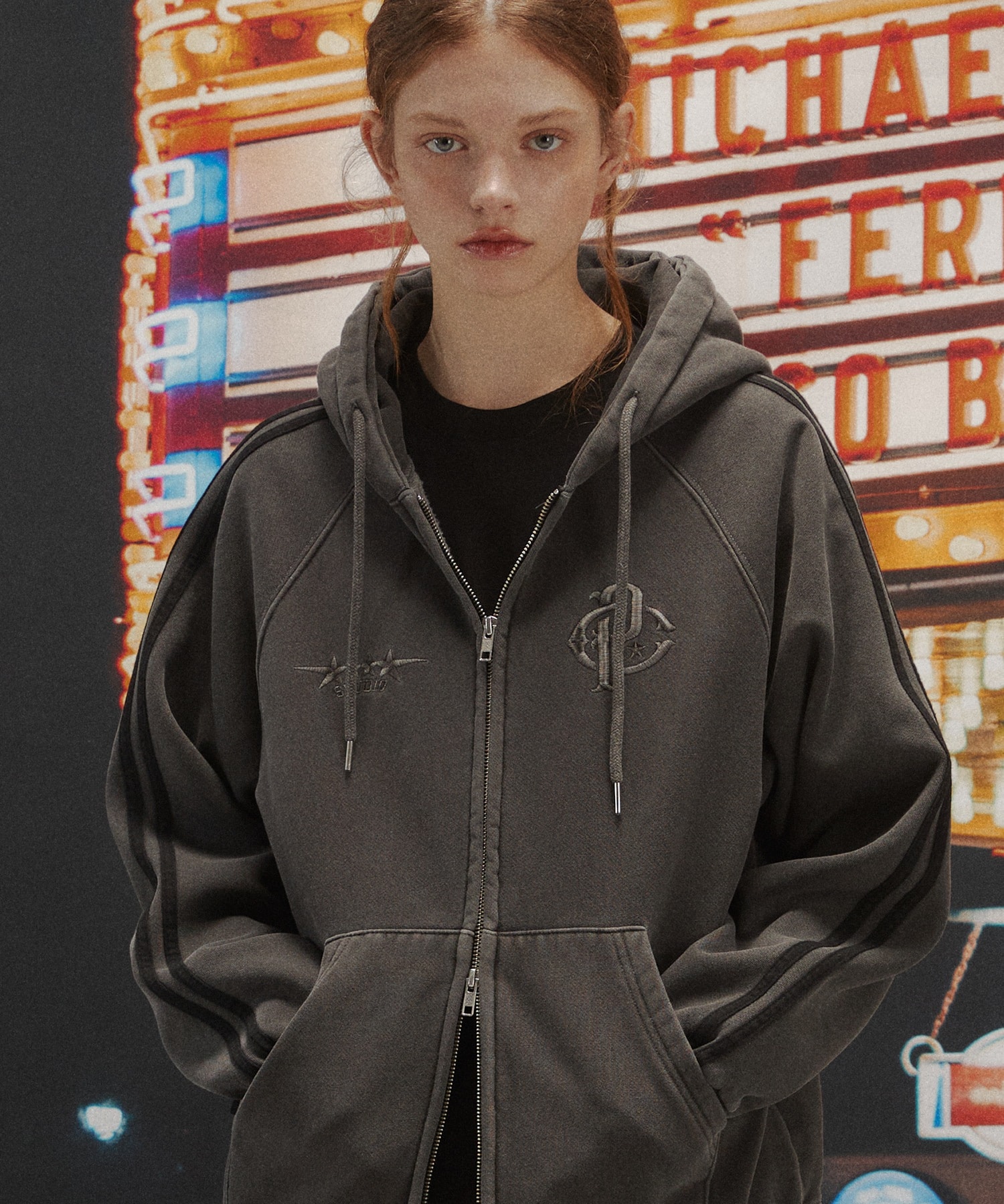 【CPGN】[2-WAY]CP LINE PIGMENT HOOD ZIPUP SMOKE BLACK