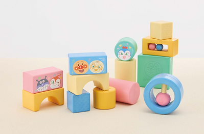 他サイト： アガツマ アンパンマン 自然の恵 お米からうまれたつみき はじめてセット AP シゼンノメグミ オコメカラウマレタツミキ ハジメテセットの商品画像