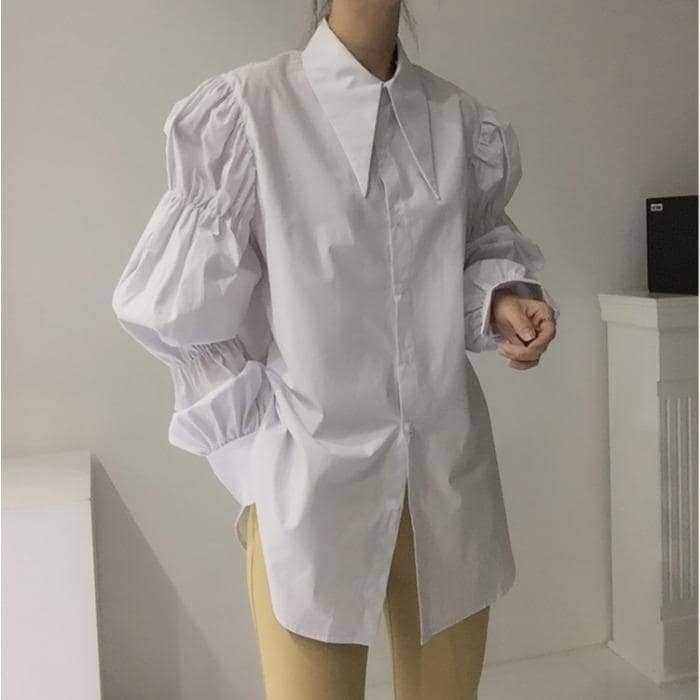 韓国レトロ宮廷風尖った襟シングルボタンデザインゆったりしたバブル袖シャツフレンチ上着女性 母の日のプレゼント A121