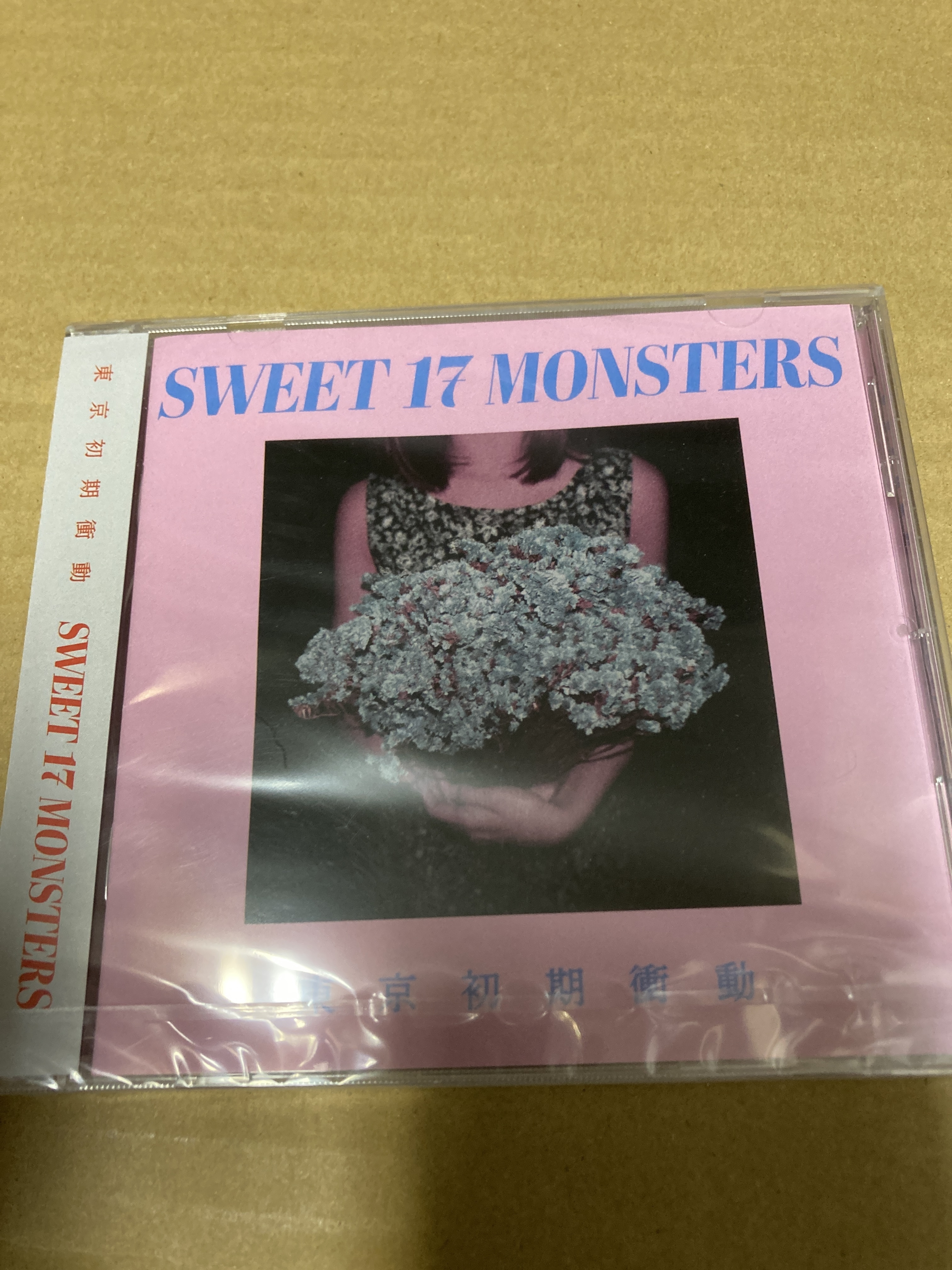 ＳＷＥＥＴ １７ ＭＯＮＳＴＥＲＳ／東京初期衝動　新品未開封 tb