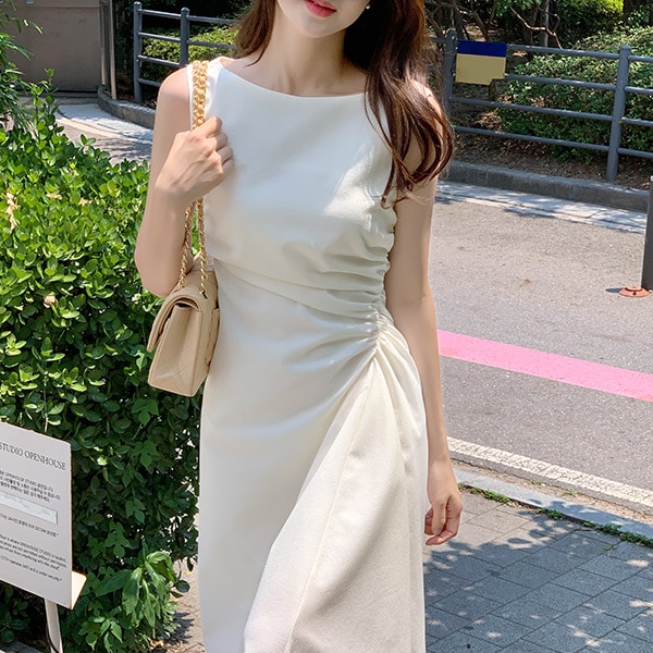 ボートネックスリーブレスワンピース op15795