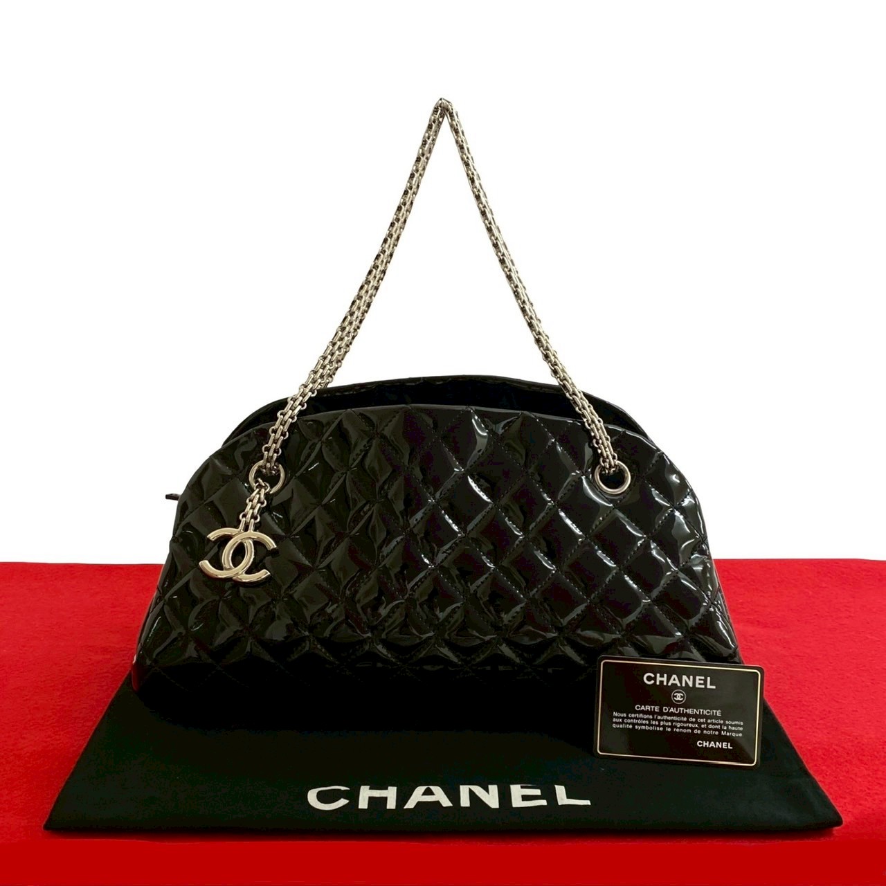 マドモアゼル マトラッセ ココマークショルダーバッグ パテントレザー ブラック 22041