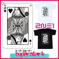 2NE1 Tシャツ