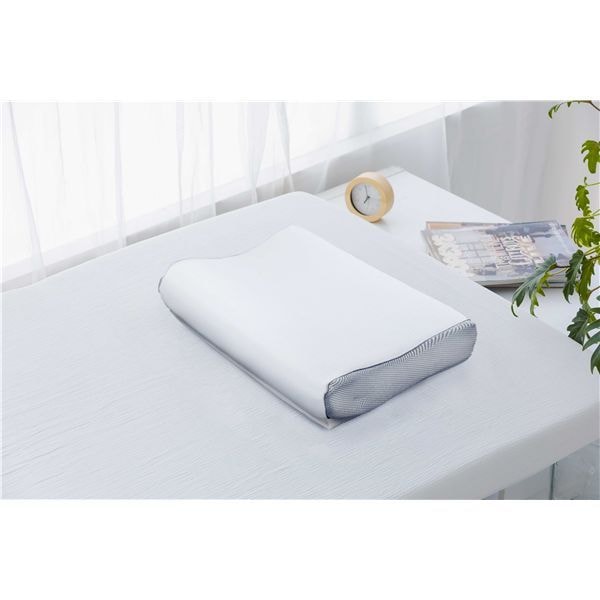 Air Sleep Pillow 空気の上で眠る まくら 35x50x（高さ）7～9cm