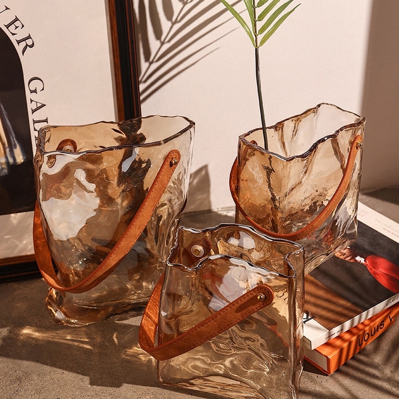 琥珀色のトートバッグ型　花瓶