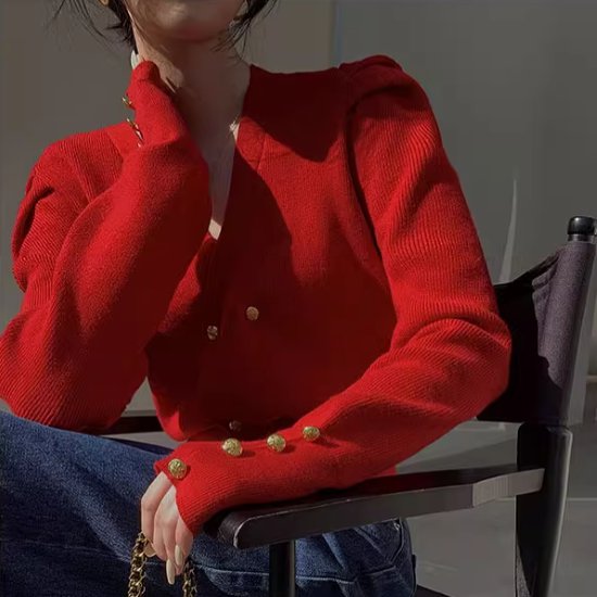 ニットセーター レディース トップス ニット セーター ニットカーディガン Ｖネック パフスリーブ ダブルブレスト 袖ボタン 金ボタン カジュアル お出かけ おしゃれ きれいめ エレガント レッド 赤