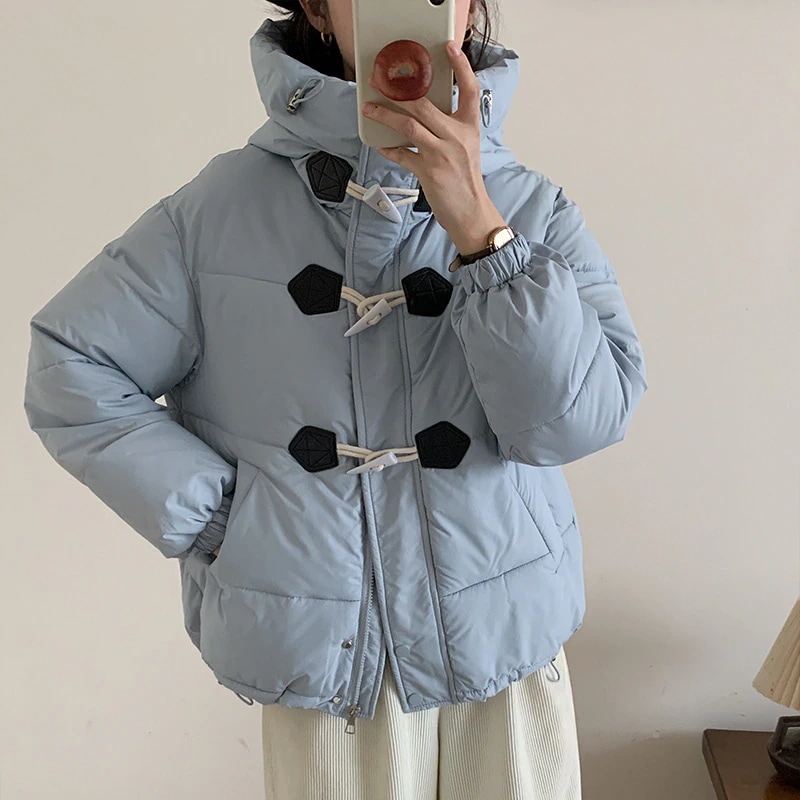 牛角ボタンダウン綿服女2024新型ショートタイプ保温フード付き綿服パン服甘い小柄ダウンジャケット・コート