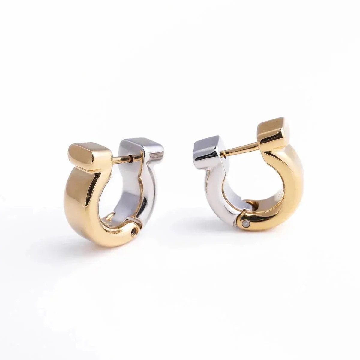 FERRAGAMO フェラガモ ピアス EAR GANFUT P 76 0583 レディース ガンチーニ バイカラー 真鍮 アクセサリー 001/PALLADI