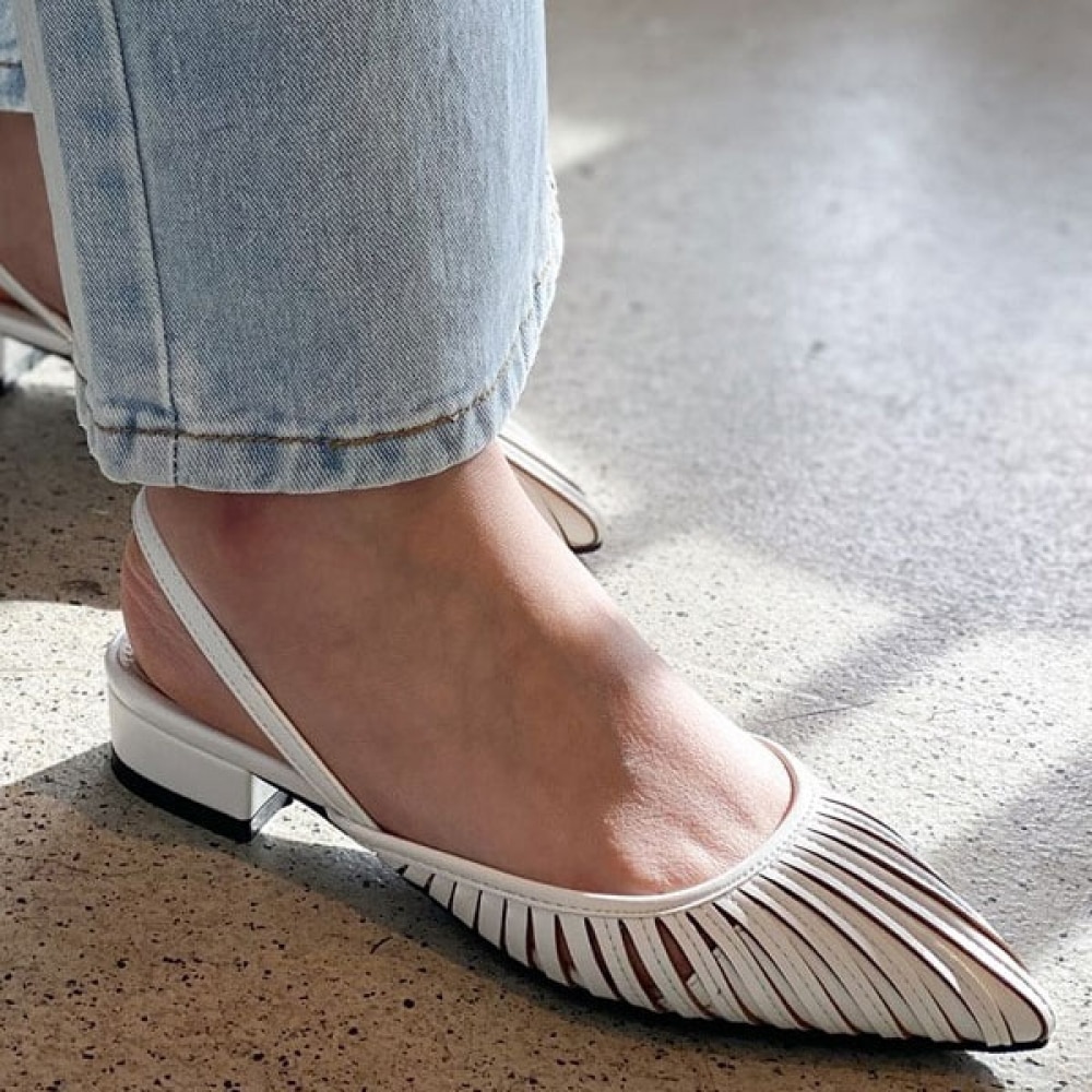 (ニナスパリ) ビザラインホールスリングバックフラット (1K014)