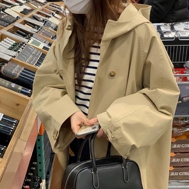 アウター コート ミディアム丈コート 長袖 フード付き 前開き ボタン かわいい 大人可愛い きれいめ シンプル 上品 おしゃれ かっこいい カジュアル こなれ感 個性的 主役級 存在感 抜け感 春