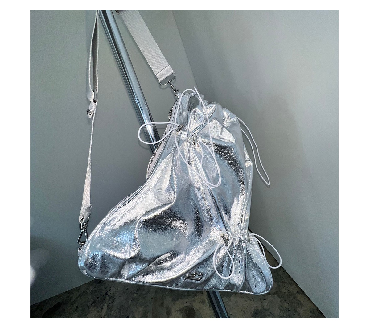 【YIEYIE】 EDEN BAG : COSMO SILVER 16,661円