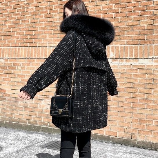 アウター ジャケット 上着 ミディアム丈 袖付き 長袖 襟なし フード付き 前開き ファスナー ポケット ファー ふわふわ ウエストマーク かわいい 大人可愛い きれいめ シンプル 大人 上品