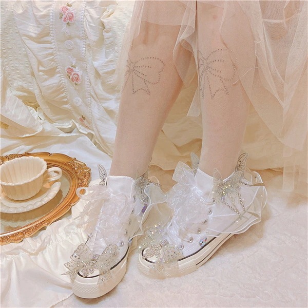 レディース スニーカー かわいい おしゃれ 花 フラット 厚底 安定 歩きやすい キラキラ 派手 クリア シルバー 食事会 可愛い グレー 母親 イベント ママ 美人 きれいめ オシャレ エレガント 6,453円