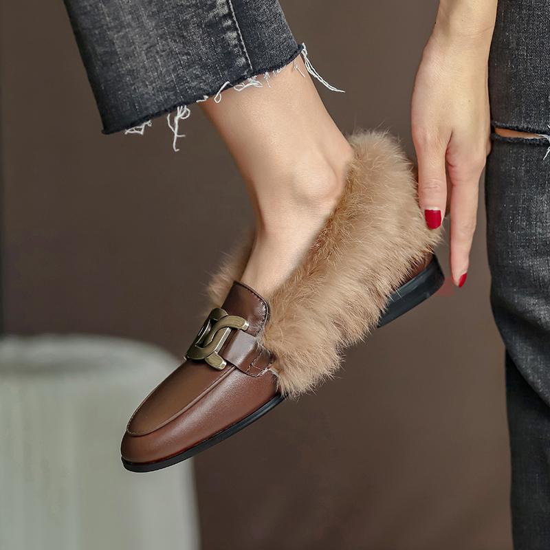 革靴 秋冬 暖かい レディース カジュアル 英国 小さい 女性用 ベルベット ブラウン ローファー レトロ シングル シューズ ウサギ 毛 ビーニー シューズ フラット スクープ シューズ