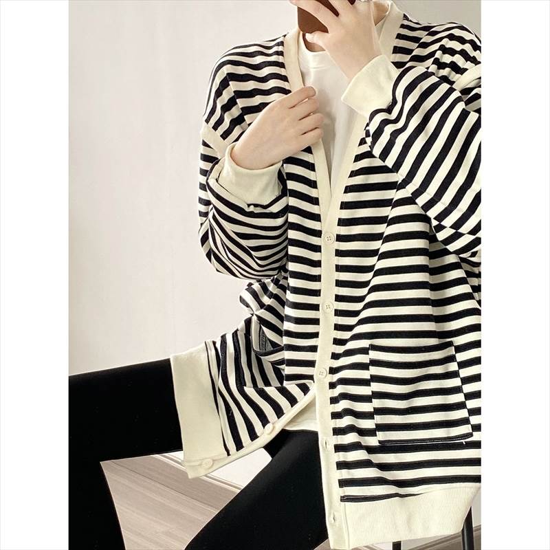 アウター レディース カットソーカーディガン Vネック 羽織り ボタン 前開き 長袖 ドロップショルダー 萌袖 大人可愛い きれいめ カジュアル シンプル ベーシック 大人 上品 おしゃれ お洒落 大