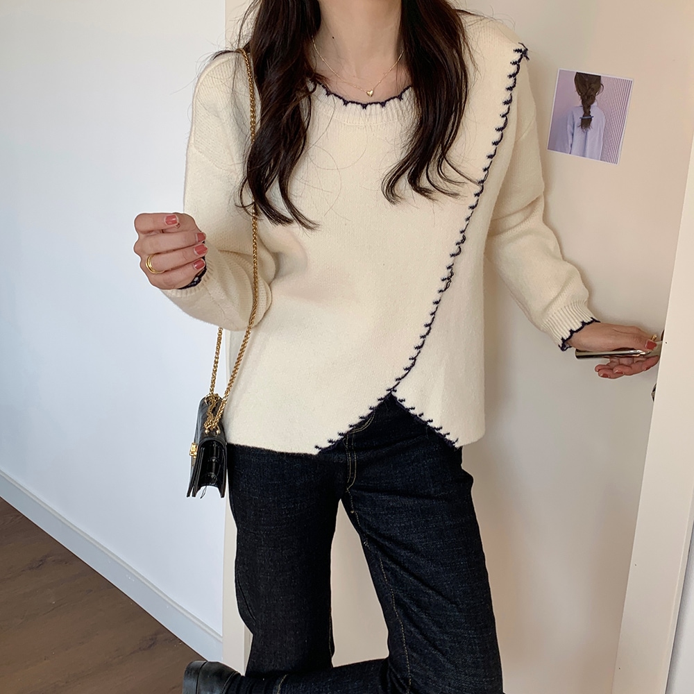 配色ステッチ ブランケットステッチ風 斜め切替え トップス セーター ミディアム丈 長袖 ドロップショルダー 襟なし ラウンドネック ニット 切り替えデザイン 伸縮性 かわいい 大人可愛い シンプル