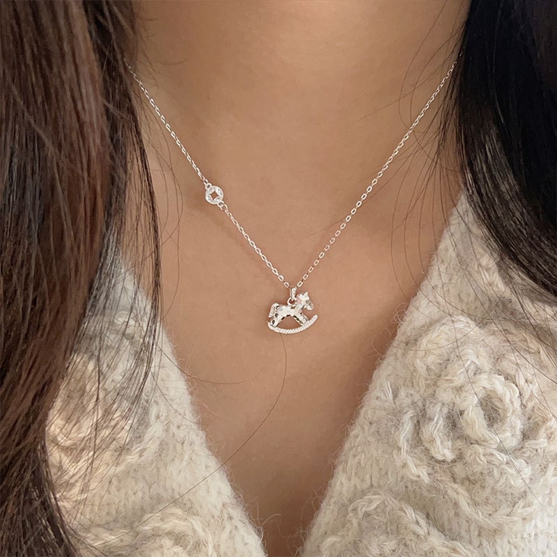 シルバーオーキッド S925 スターリングシルバー ロッキングホースネックレス レディース キラキラ輝き豪華でファッショナブルトレンドの鎖骨チェーン 4,624円