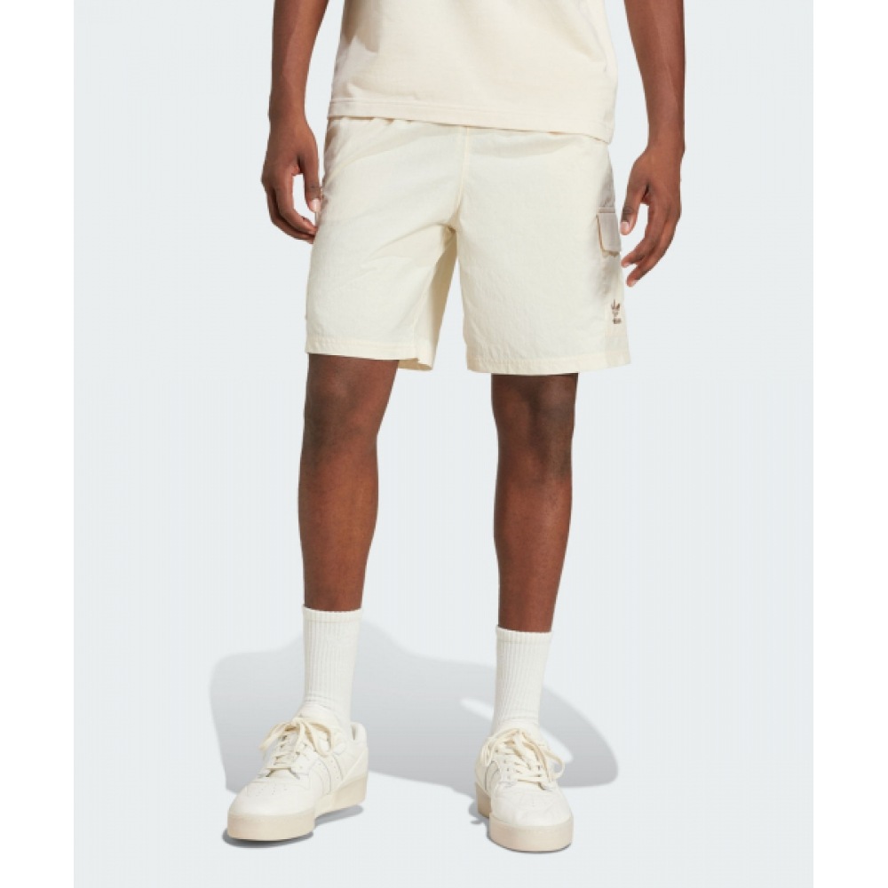 ADIDAS トレフォイルエッセンシャルウ woven カーゴショーツ JP4784