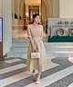 ベージュ(beige)