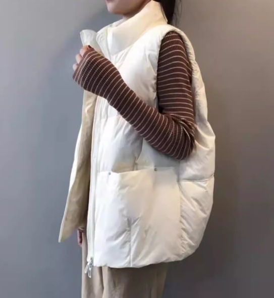 レディース ジャケット ベスト 袖なし ハイネック ファスナー ポケット 前開き キルティング 厚手 中綿 かわいい 大人可愛い きれいめ シンプル カジュアル おしゃれ かっこいい こなれ感 ラフ 5,724円