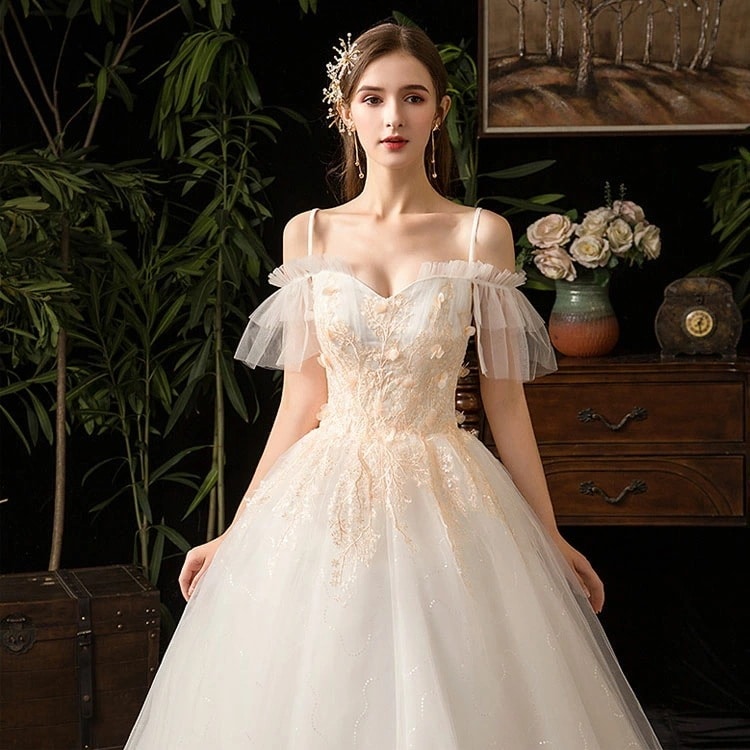 激安 ウェディングドレス 花柄 キャミドレス Vネック セクシー 可愛い チュール 花嫁ドレス ロングドレス 姫系 ウェディングドレス 結婚式ドレス 二次会ドレス Aライン 海外挙式 披露宴 S M 5,039円