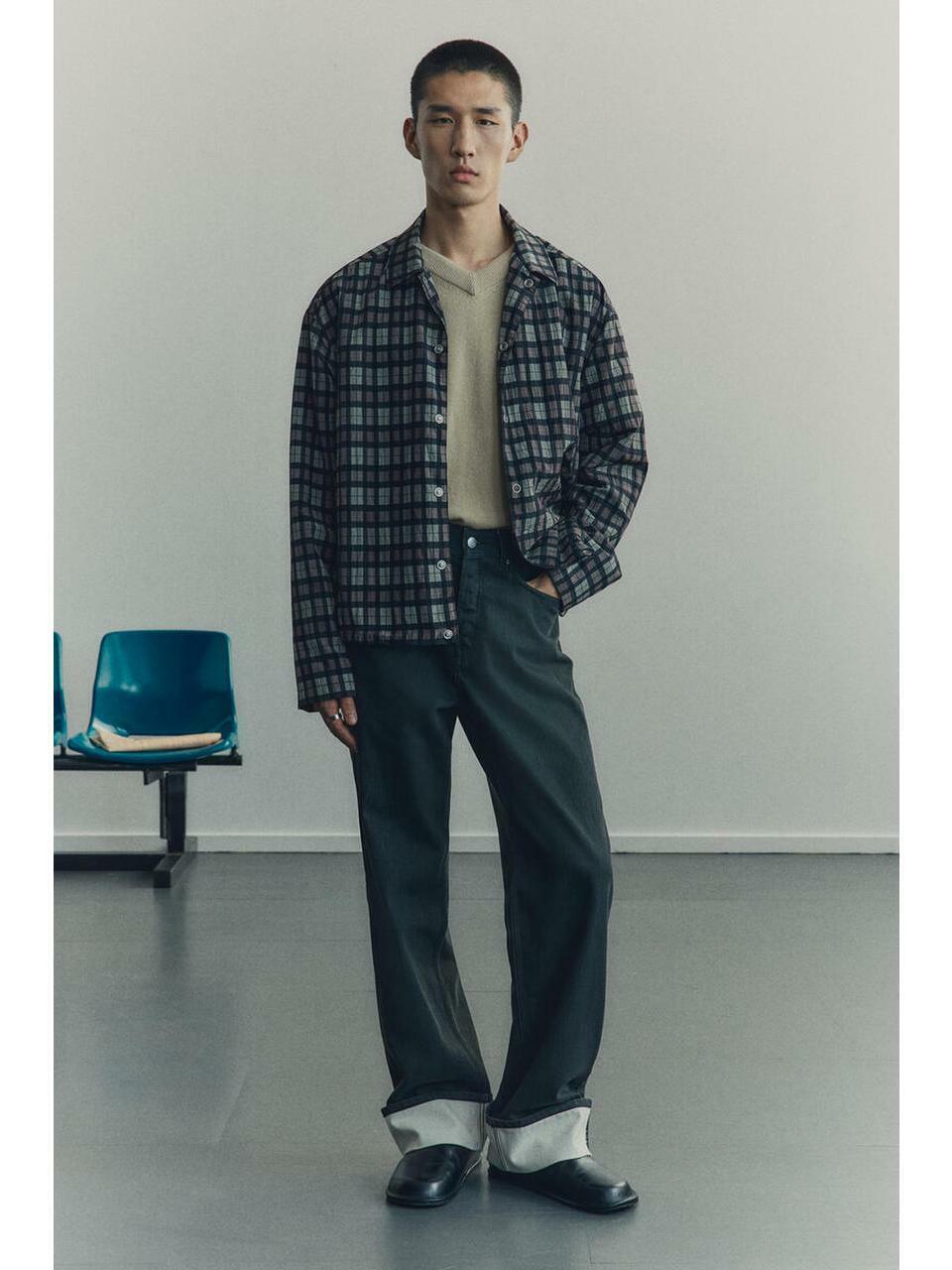 H&M ストレートレギュラージーンズブラック 1318866003