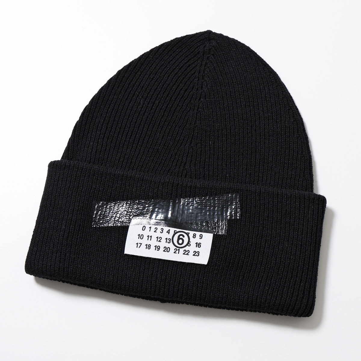 MM6 エムエムシックス メゾンマルジェラ ニット帽 SH2TB0003 M13168 レディース ニットキャップ テープラベル ビーニー リブ ウールブレンド 帽子
