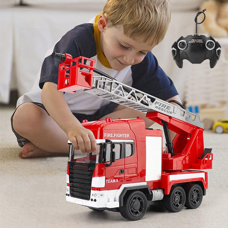ラジコン はしご車 消防車 救急車 緊急車両 働く車 車おもちゃ 電動 放水可能 こども向け 男の子 知育玩具 警告灯 こどもの日 プレゼント おすすめ クリスマス 4,860円