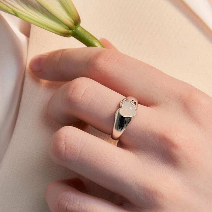 収支ビートゥビーのミニョクケプラーキムダヨン芸園着用romance heart ring/韓国の人気ブランド 韓国正規品 韓国の人気商品 韓国ファッション 韓国ジュエリー デイリーアクセサリー