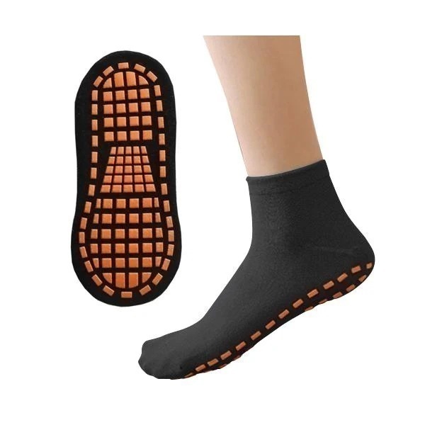 大人気！ 靴下 滑り止め付き ブラック ソックス くつ下 すべらない スポーツ ヨガ ((S 靴下