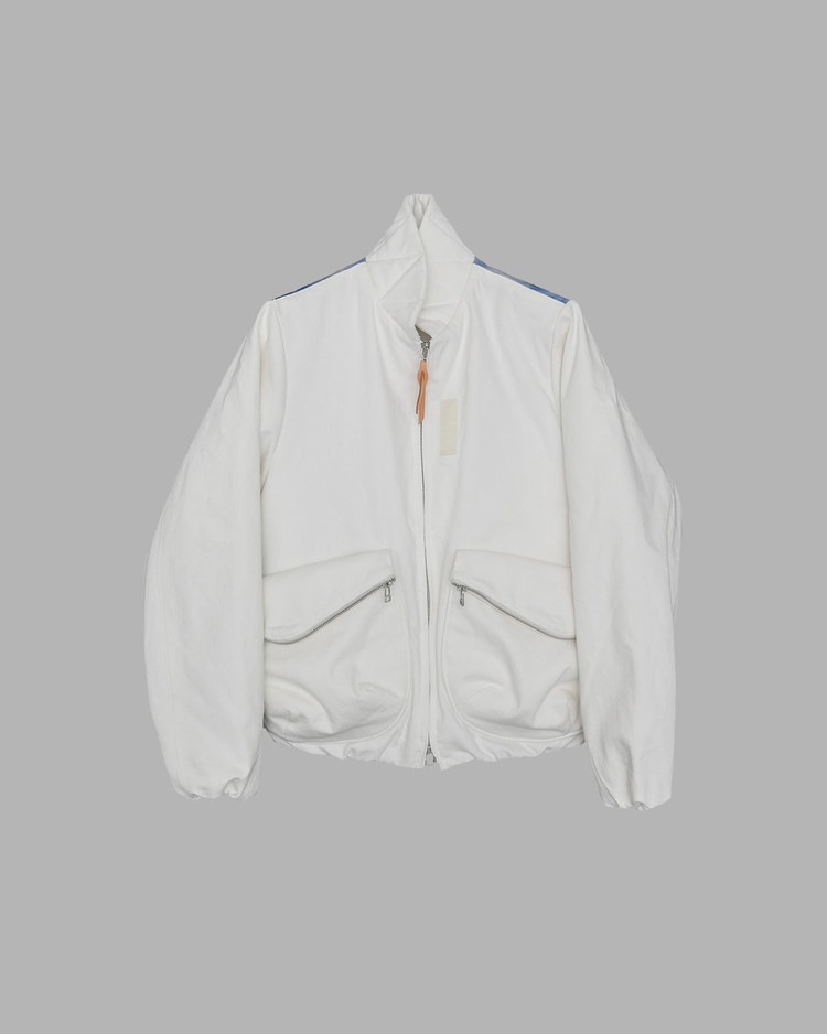 【THE MUSEUM VISITOR】 ARTWORK JACKET : WHITE