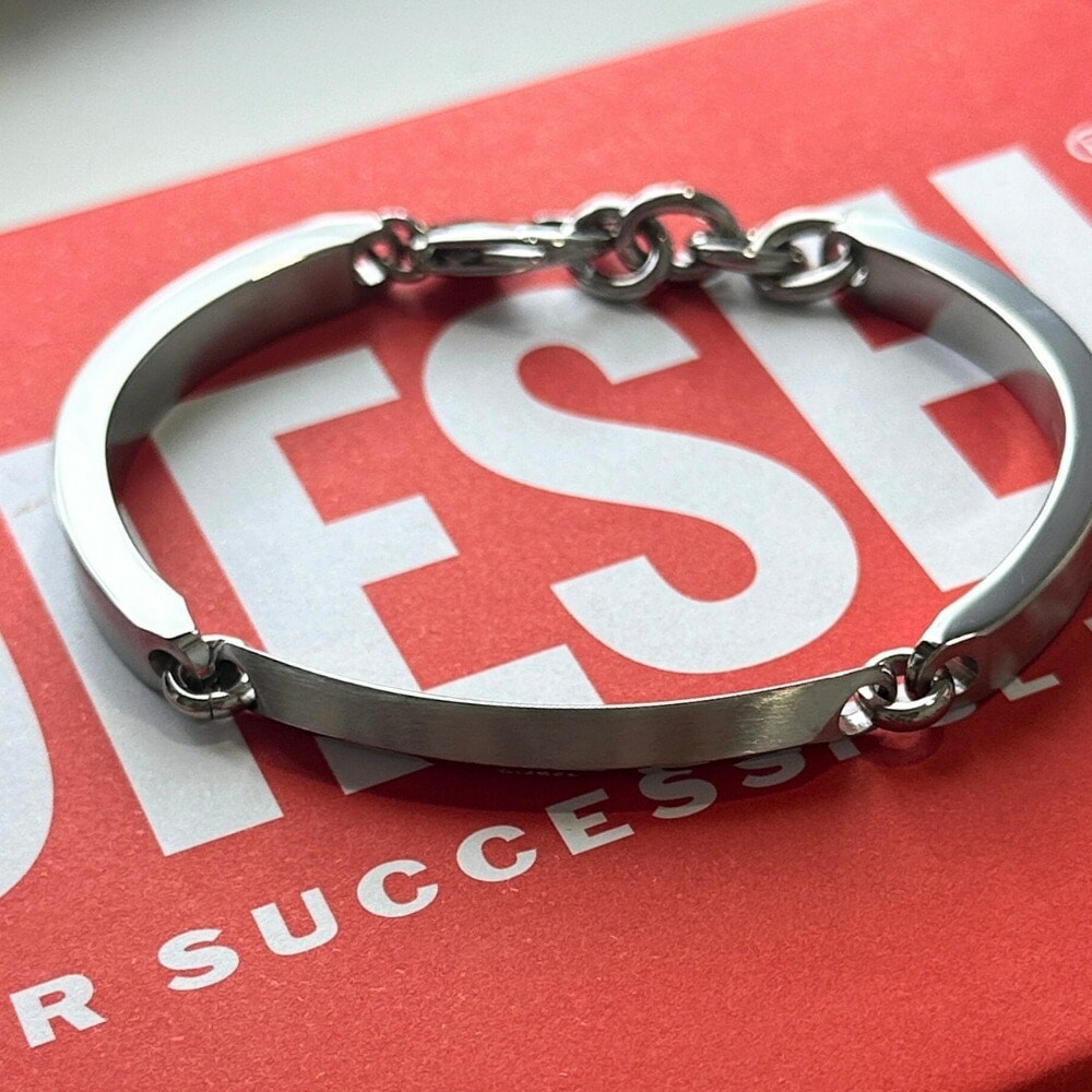 Diesel ディーゼル メンズ レディース 男女兼用 シルバー ブレスレット アクセサリー アクセ DX1172040 誕生日プレゼント クリスマス プレゼント ランキング お祝い