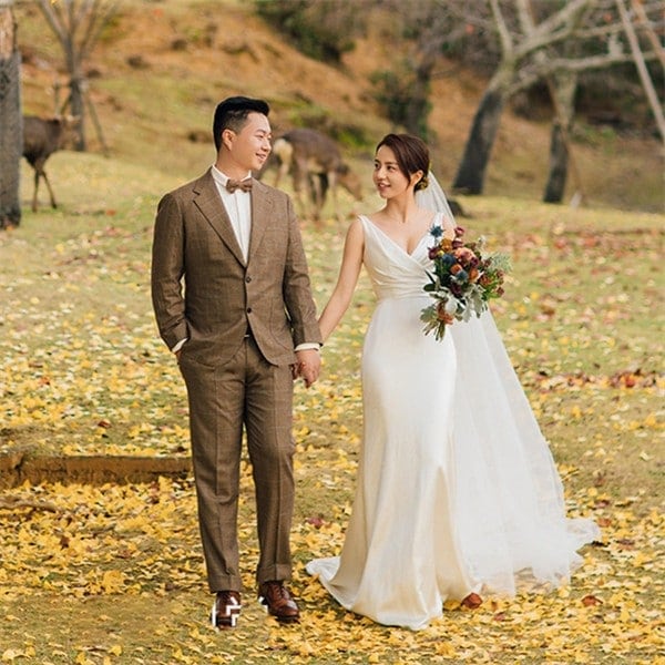 花嫁 ウェディングドレス マーメイドドレス プリンセスライン 白ドレス トレーンドレス シンプル 袖あり ワンピース プリンセス シンプル 結婚式 披露宴 前撮り 後撮り 撮影用 フォトウェディング