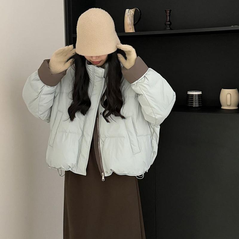 ホワイトダックダウンショートダウンジャケット女性のための 05 新しい冬肥厚甘いコントラストカラーパンジャケット