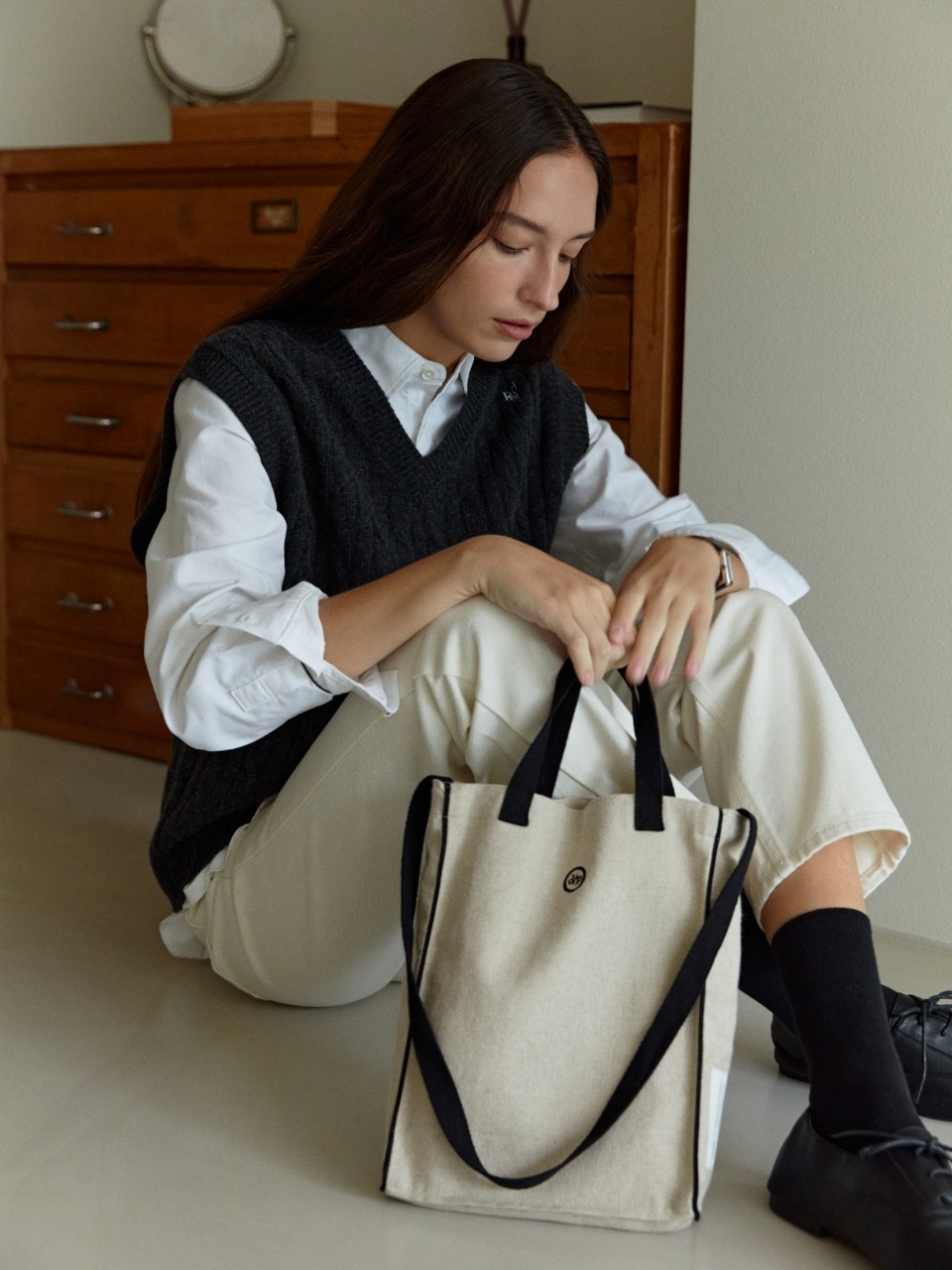 デパウンドビスケットバッグブラック (M) 8,514円