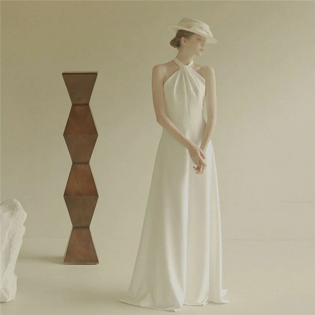 ホワイト ノースリーブ 袖なし ウェディングドレス　Aライン　ファスナータイプ　トレーン レース 素地 　xs～xxl　Wedding Dress　お花嫁　結婚式　旅行撮影演出　レディースウェディ