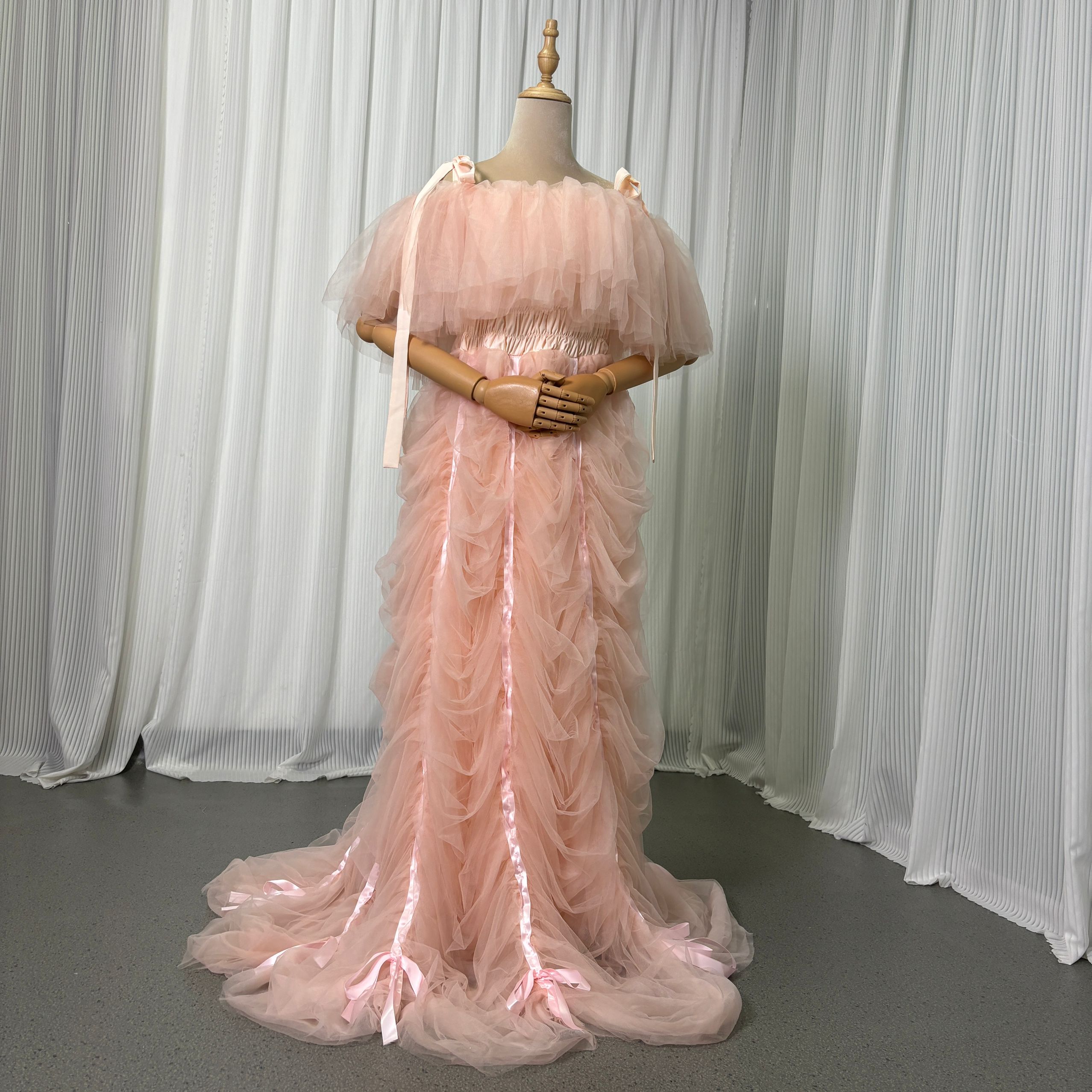 カラードレス ピンク 編み上げ 取り外しオフショルダー シワ ファスナー ソフトチュール リボン トレーン 花嫁 前撮り 可愛い 38,870円