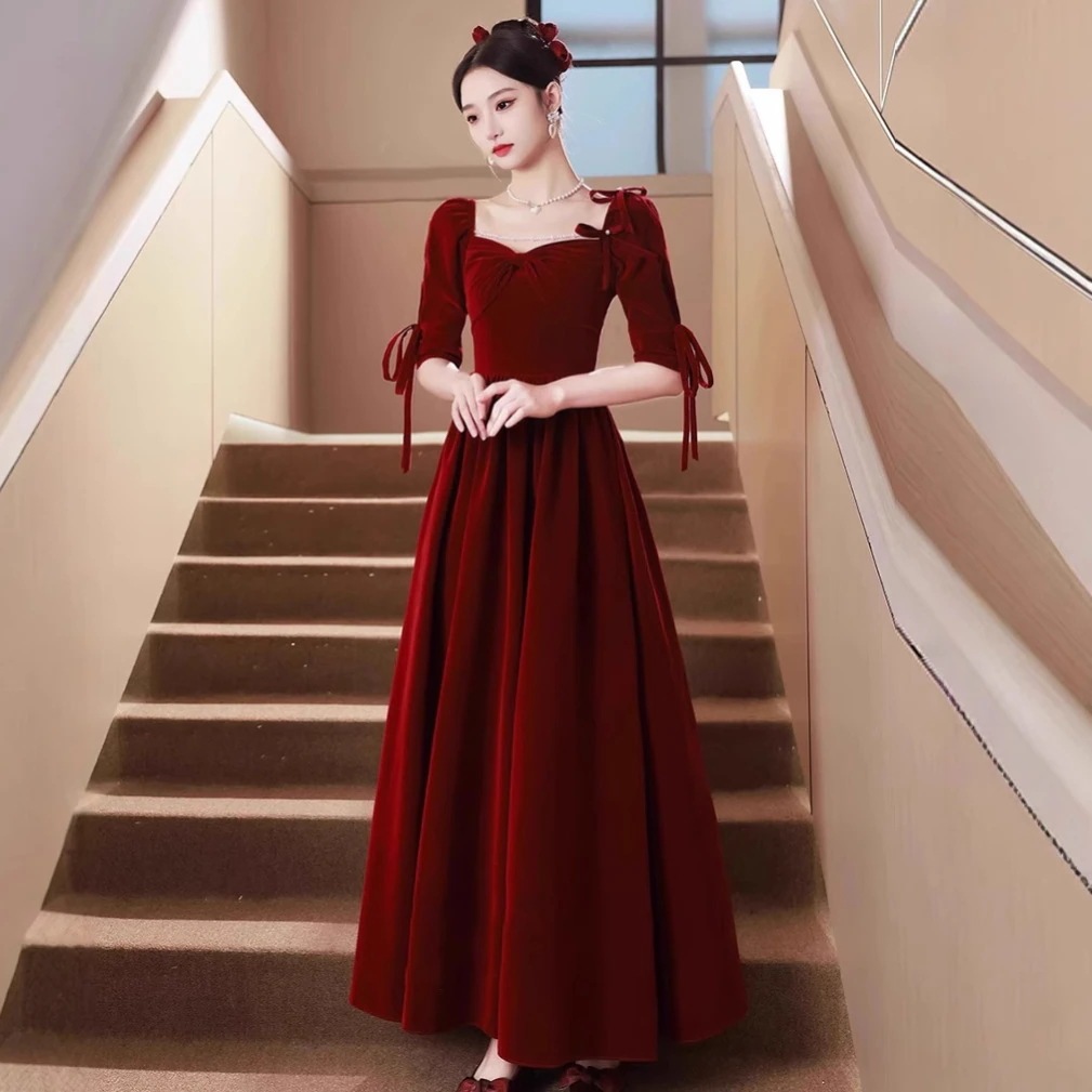 ドレス花嫁2025秋と冬の婚約ドレスプリンセスレッドドレスウェディングウェディングリターンホームカジュアルドレス