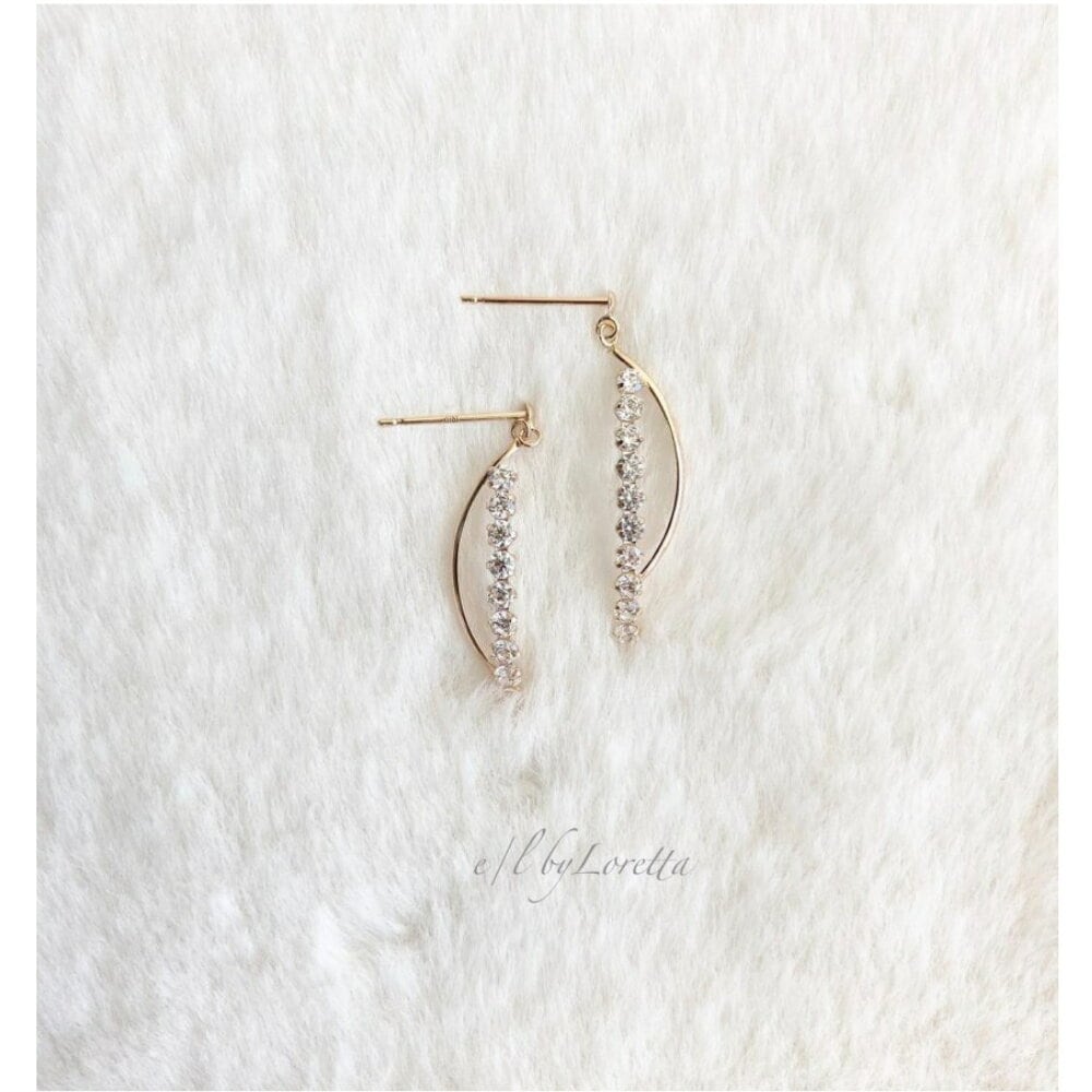 K10 CZ metal stick pierce/earring EL by Loretta レディース アクセサリー