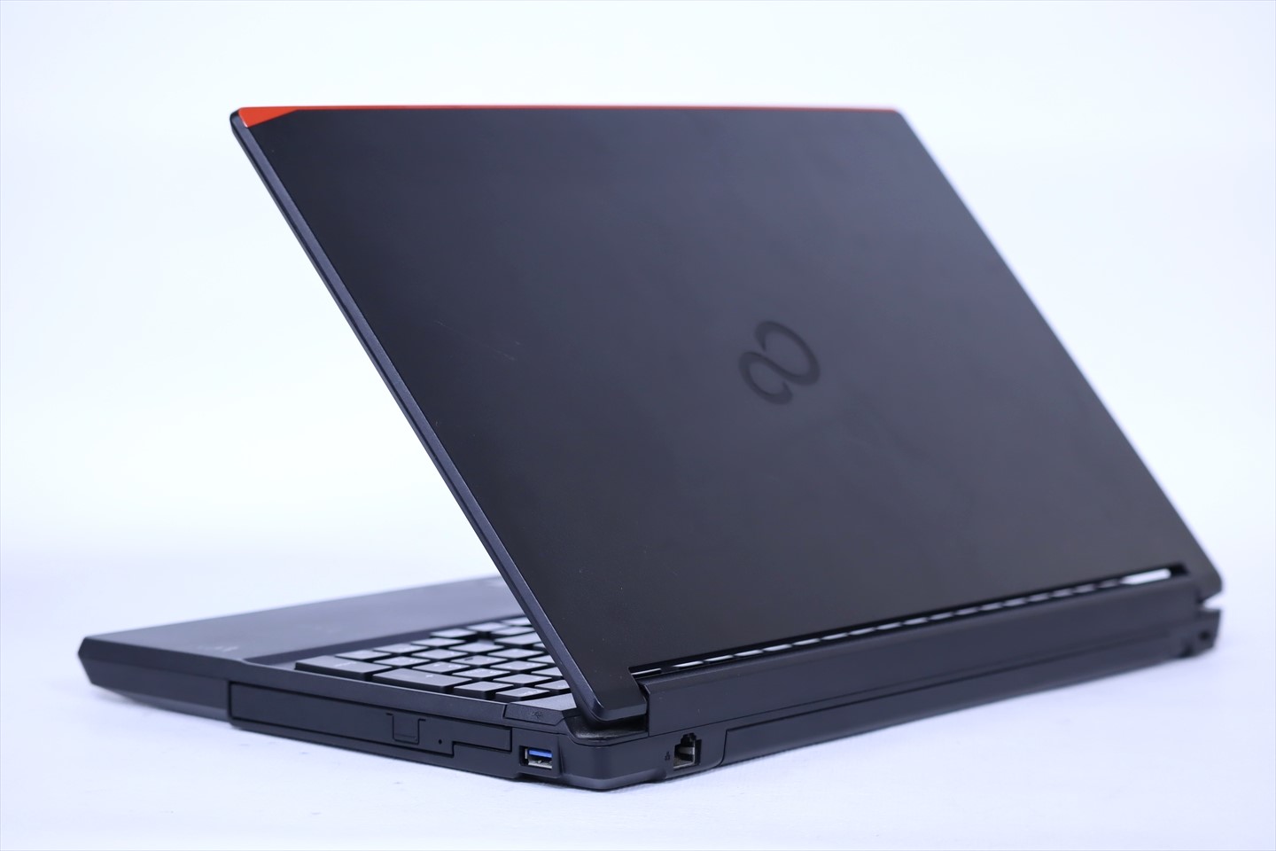 即配 即使用OK LIFEBOOK A579/A i5-8265U 8GB 512G 15.6TFT DVD Office 2019年モデル BAA評価