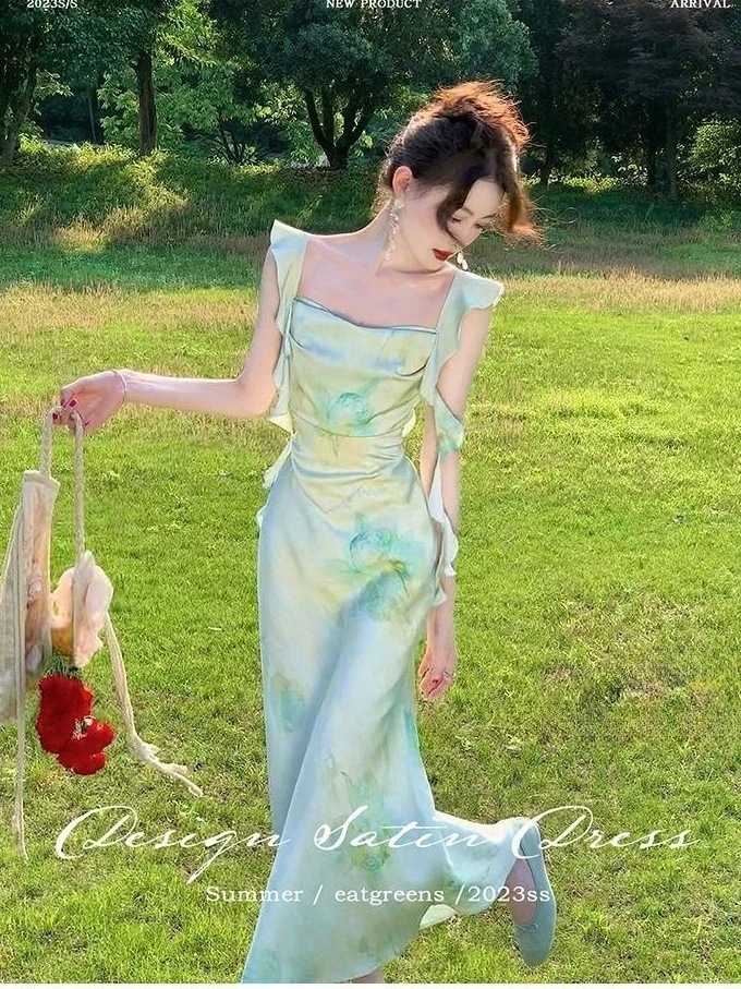 【新品】立体シャーリングのデザイン感プリントの超仙ワンピースのサスペンダースカートの長いスカートの女性