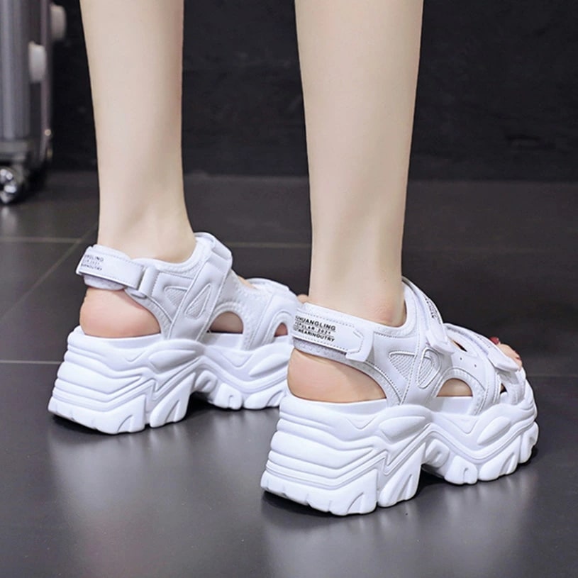 クーポン スポーツサンダルレディース 厚底 スニーカーサンダル オープントゥ マジックテープ 黒 白 歩きやすい 大きいサイズ 通学 通勤 レディース スポーツサンダル ウェッジソール 厚底サンダル