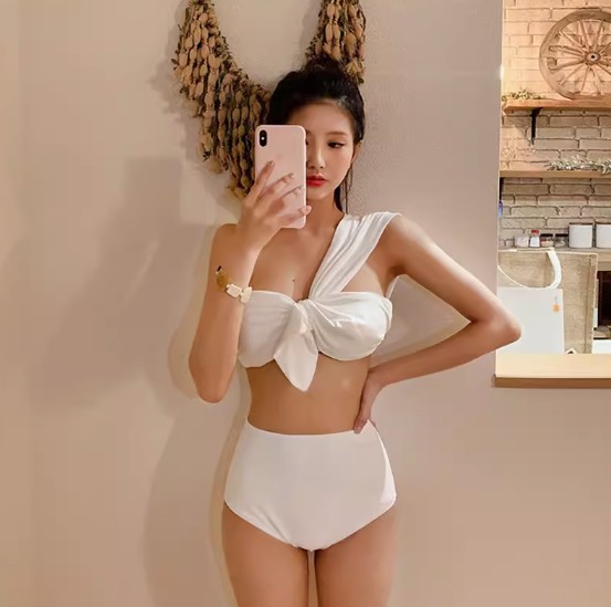 ワンショルダービキニ 水着 スイムウェア セパレート 伸縮性 上下セット 2点セット かわいい 大人可愛い セクシー シンプル 無地 10代 20代 30代 40代 レディース 女性用 夏 海 ビーチ