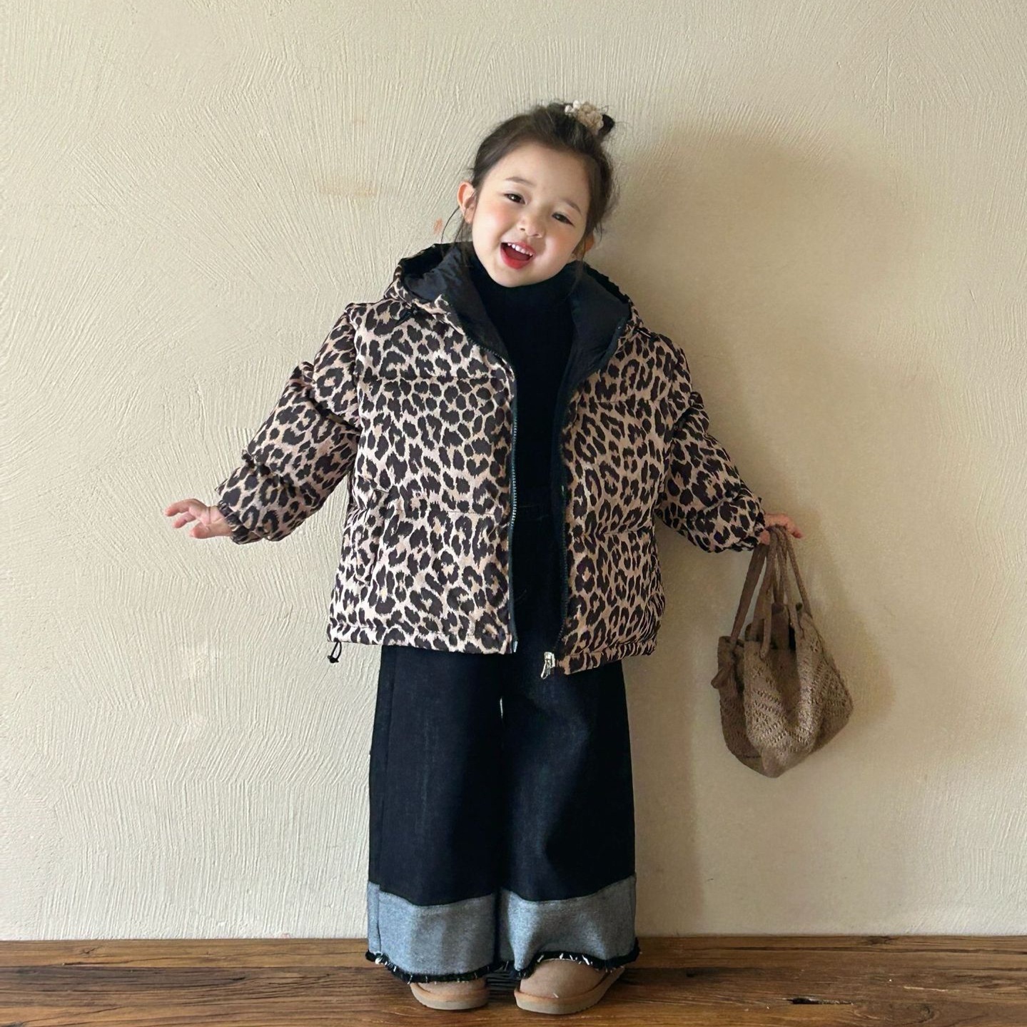 2024冬韓国版女の子ヒョウ柄リバーシブル白アヒルの羽毛ダウンジャケット保温コートレトロマイナー
