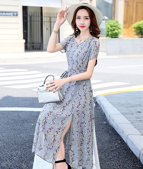 A1090.腕見せシースルーフレアワンピース（グレー花柄）2019 春夏 sale 春夏 sale ドレス フリル エレガント お呼ばれ 結婚式 披露宴 パーティー 女子会 レストラン デート