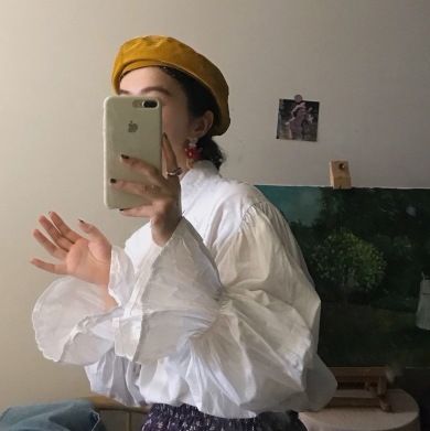 個性的 デート モテコーデ トップス シャツ ブラウス 白シャツ 長袖 ボリューム袖 萌袖 襟付き フリル 高級感 優美 かわいい 可愛い きれいめ カジュアル 上品 おしゃれ お洒落