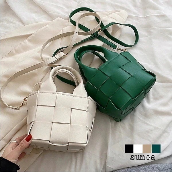 編み込みバック　キューブバック　ミニバック　ハンドバック　ショルダーバッグ 　レディース　 大人 編み込み　 レザー 小さめ　高見え 　シンプル 　おしゃれ 　バック 　肩掛け　 大人女子 　カジュ
