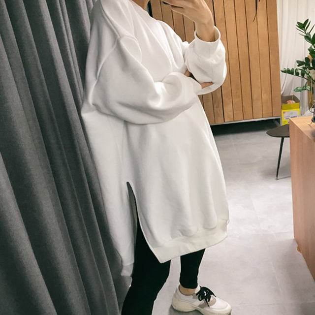 オーバーサイズ ドロップショルダー かっこいい サイドスリッド ワンピース 萌え袖 大人女子 膝丈 おしゃれ きれい シンプル 長袖 大人可愛い スウェット ひざ丈 パーカーワンピ カジュアル お洒落